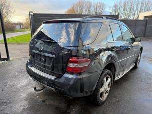 Gebruikte Achterbumper Mercedes ML II (164/4JG) 3.0 ML-320 CDI 4-Matic V6 24V Prijs op aanvraag aangeboden door A-team Automotive