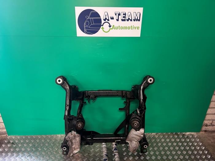 Gebruikte Subframe Mercedes ML II (164/4JG) 3.0 ML-320 CDI 4-Matic V6 24V Prijs € 149,99 Margeregeling aangeboden door A-team Automotive