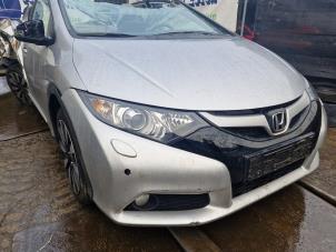 Gebruikte Remklauw (Tang) rechts-voor Honda Civic Tourer (FK) 1.8i VTEC 16V Prijs € 44,99 Margeregeling aangeboden door A-Team Automotive