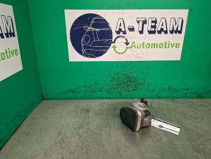 Gebruikte Gasklephuis Audi A3 Sportback (8PA) 2.0 FSI 16V Prijs € 14,99 Margeregeling aangeboden door A-team Automotive