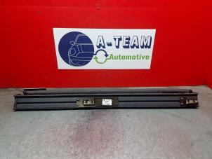 Gebruikte Bagagenet Volvo V50 (MW) 1.6 D2 16V Prijs € 29,99 Margeregeling aangeboden door A-Team Automotive