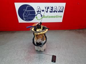 Gebruikte Tank element Pomp Volkswagen Caddy Cargo V (SBA/SBH) 2.0 TDI BlueMotionTechnology Prijs € 74,99 Margeregeling aangeboden door A-Team Automotive
