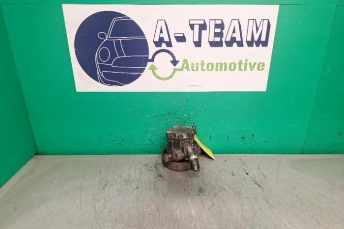 Gebruikte Servopomp Volkswagen Sharan (7M8/M9/M6) 2.8 VR6 Syncro Prijs € 49,99 Margeregeling aangeboden door A-team Automotive