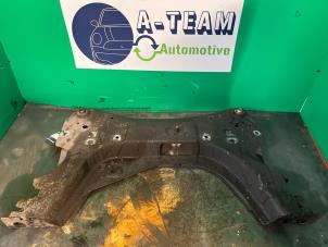 Gebruikte Subframe Renault Clio III (BR/CR) 1.6 16V Prijs op aanvraag aangeboden door A-team Automotive