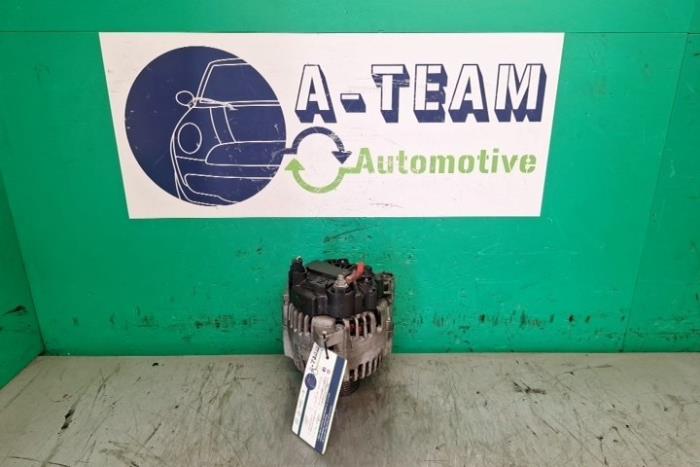 Gebruikte Dynamo Dacia Logan MCV I (KS) 1.6 16V Prijs € 39,99 Margeregeling aangeboden door A-team Automotive