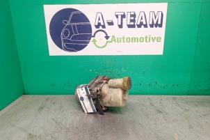 Gebruikte Pomp Servo Dacia Logan MCV (KS) 1.6 MPI 85 Prijs € 249,99 Margeregeling aangeboden door A-team Automotive