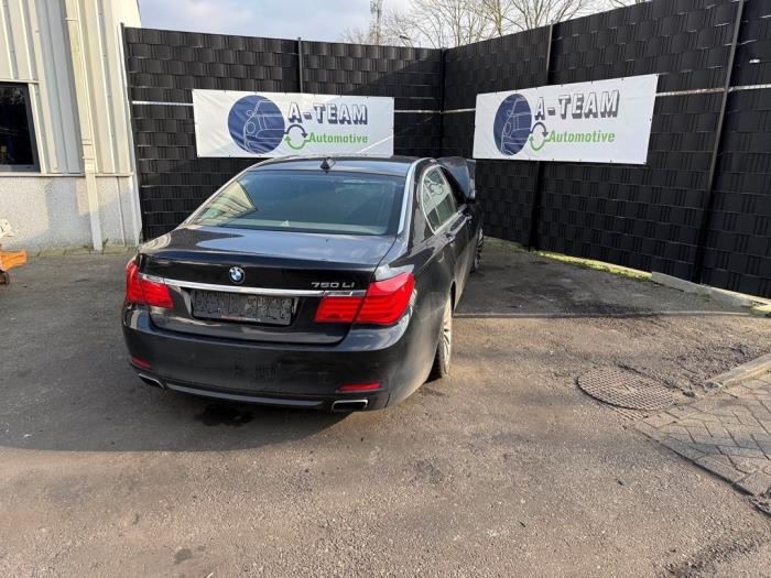 Gebruikte Steekas links-achter BMW 7 serie (F01/02/03/04) 750i,Li,LiS V8 32V Prijs € 200,00 Margeregeling aangeboden door A-team Automotive