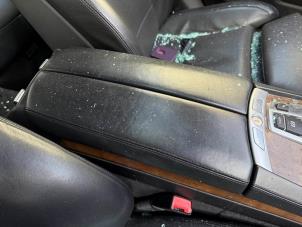 Gebruikte Armleuning BMW 7 serie (F01/02/03/04) 750i,Li,LiS V8 32V Prijs op aanvraag aangeboden door A-team Automotive