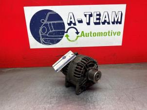 Gebruikte Dynamo Opel Vivaro 2.5 CDTI DPF Prijs € 29,99 Margeregeling aangeboden door A-Team Automotive