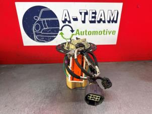 Gebruikte Tank element Pomp Ford Transit Custom 2.0 TDCi 16V Eco Blue 130 Prijs € 49,99 Margeregeling aangeboden door A-Team Automotive