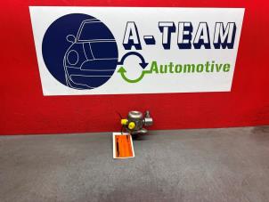 Gebruikte Hogedrukpomp Ford Fiesta 7 1.0 EcoBoost 12V 125 Prijs € 149,99 Margeregeling aangeboden door A-Team Automotive