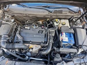 Gebruikte Luchtfilterhuis Opel Insignia Sports Tourer 1.6 Turbo 16V Ecotec Prijs € 29,99 Margeregeling aangeboden door A-Team Automotive