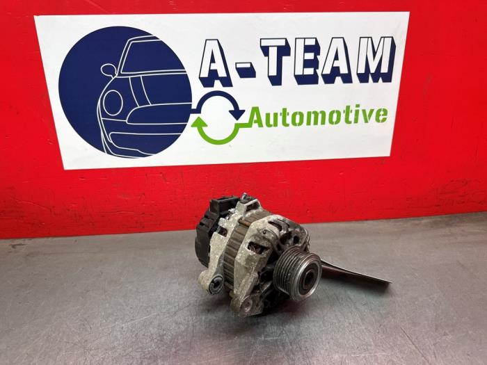 Gebruikte Dynamo Kia Picanto (TA) 1.0 12V Prijs € 39,99 Margeregeling aangeboden door A-Team Automotive