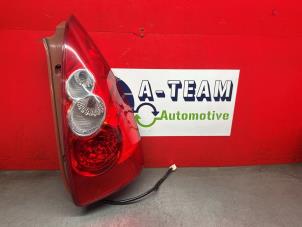 Gebruikte Achterlicht rechts Mazda 5 (CR19) 1.8i 16V Prijs € 24,99 Margeregeling aangeboden door A-Team Automotive