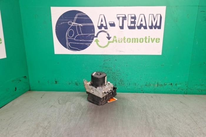 Gebruikte ABS Pomp BMW 3 serie (E90) 325i 24V Prijs € 149,99 Margeregeling aangeboden door A-team Automotive