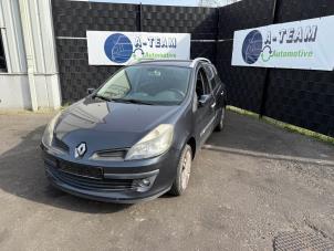 Gebruikte Benzinepomp Renault Clio III Estate/Grandtour (KR) 1.6 16V Prijs op aanvraag aangeboden door A-team Automotive