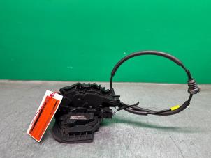 Gebruikte Portierslot Mechaniek 4Deurs rechts-voor Tesla Model 3 Long Range RWD 78 kWh Prijs € 99,99 Margeregeling aangeboden door A-team Automotive