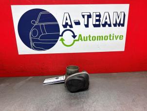 Gebruikte Gasklephuis Renault Modus/Grand Modus (JP) 1.6 16V Prijs € 14,99 Margeregeling aangeboden door A-Team Automotive