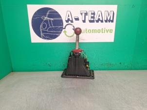 Gebruikte Selectiehendel automaat Renault Twingo (C06) 1.2 16V Prijs € 349,99 Margeregeling aangeboden door A-team Automotive