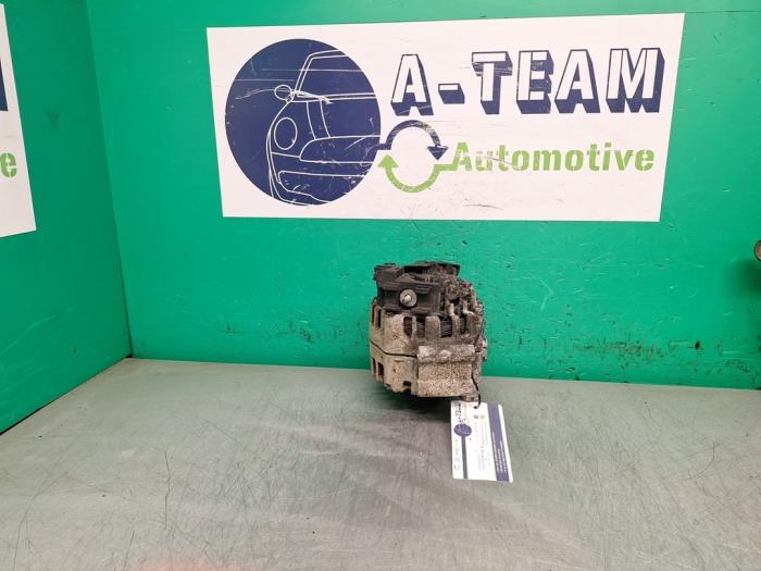 Gebruikte Alternator BMW 7 serie (F01/02/03/04) 750i,Li,LiS V8 32V Prijs € 199,99 Margeregeling aangeboden door A-team Automotive