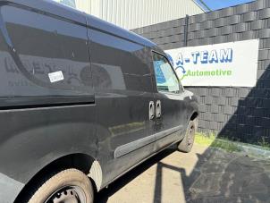 Gebruikte Schuifdeur rechts Fiat Doblo Cargo (263) 1.3 MJ 16V DPF Euro 5 Prijs € 399,99 Margeregeling aangeboden door A-team Automotive
