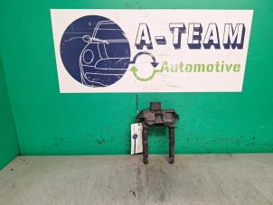 Gebruikte Bobine Mercedes G AMG (463) 4.0 G 63 AMG V8 32V Prijs € 149,99 Margeregeling aangeboden door A-team Automotive