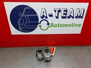 Gebruikte Gasklephuis Ford Fiesta 6 (JA8) 1.0 Ti-VCT 12V 65 Prijs € 24,99 Margeregeling aangeboden door A-Team Automotive