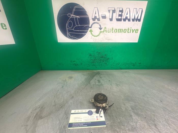 Gebruikte Sensor Nokkenas Ford Focus 3 1.0 Ti-VCT EcoBoost 12V 100 Prijs € 19,99 Margeregeling aangeboden door A-team Automotive