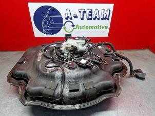 Gebruikte Pomp adblue Volkswagen Touareg (7PA/PH) 3.0 TDI V6 24V BlueMotion Technology SCR Prijs € 299,99 Margeregeling aangeboden door A-Team Automotive