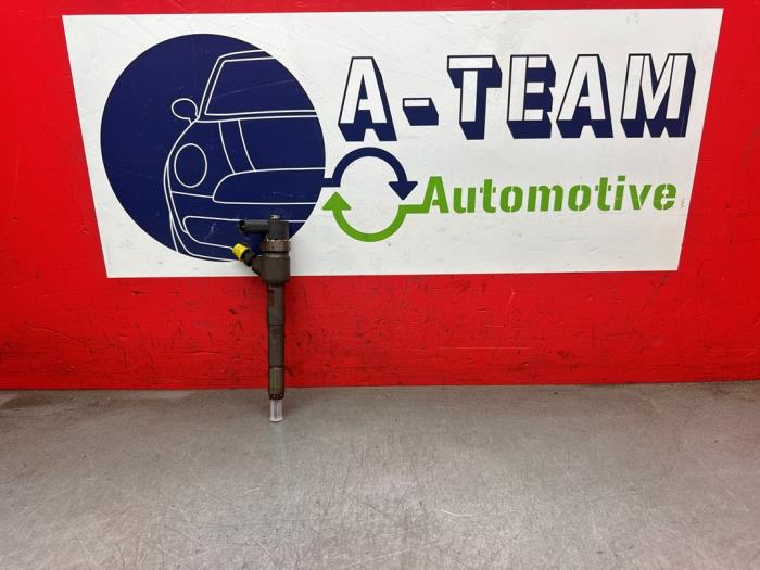 Gebruikte Verstuiver (diesel) Opel Corsa E 1.3 CDTi 16V ecoFLEX Prijs € 99,99 Margeregeling aangeboden door A-Team Automotive