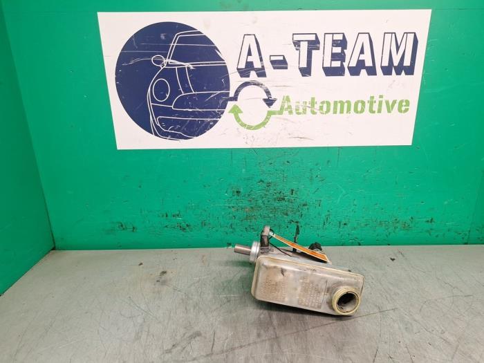 Gebruikte Hoofdremcilinder Seat Alhambra (7V8/9) 2.0 Prijs € 19,99 Margeregeling aangeboden door A-team Automotive