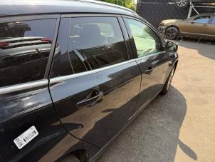 Gebruikte Deur 4Deurs rechts-achter Ford Focus 3 Wagon 1.6 SCTi 16V Prijs € 199,99 Margeregeling aangeboden door A-team Automotive