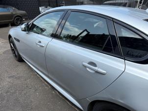 Gebruikte Deur 4Deurs links-achter Jaguar XF (X260) 2.0d 180 16V Prijs € 399,99 Margeregeling aangeboden door A-team Automotive