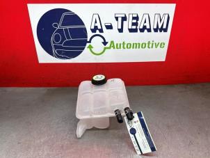 Gebruikte Expansievat Volvo S40 (MS) 2.4i 20V Prijs € 19,99 Margeregeling aangeboden door A-Team Automotive