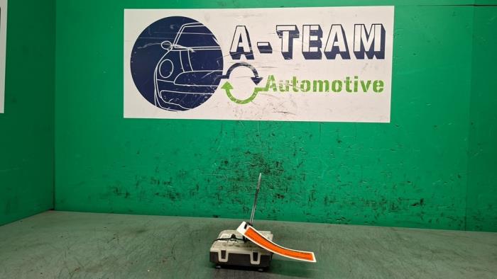 Gebruikte Module Centrale Deurvergrendeling Mercedes G AMG (463) 4.0 G 63 AMG V8 32V Prijs € 49,99 Margeregeling aangeboden door A-team Automotive