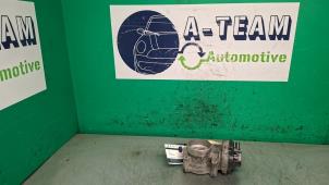 Gebruikte Gasklephuis Ford Focus C-Max 1.8 16V Prijs € 74,99 Margeregeling aangeboden door A-team Automotive