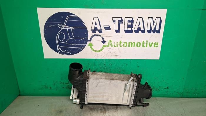Gebruikte Intercooler Mercedes C (C205) C-180 1.6 16V Prijs € 49,99 Margeregeling aangeboden door A-team Automotive