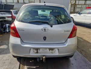 Gebruikte Achterklep Toyota Yaris II (P9) 1.3 16V VVT-i Prijs € 149,99 Margeregeling aangeboden door A-Team Automotive