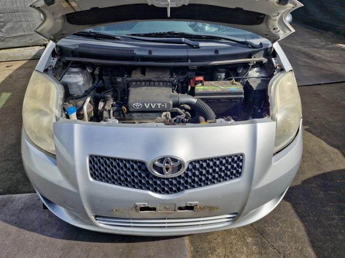Gebruikte Rembol Toyota Yaris II (P9) 1.3 16V VVT-i Prijs € 19,99 Margeregeling aangeboden door A-Team Automotive