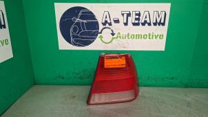 Gebruikte Achterlicht rechts Volkswagen Bora (1J2) 1.6 Prijs € 34,99 Margeregeling aangeboden door A-team Automotive