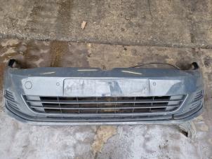 Gebruikte Voorbumper Volkswagen Golf VII Variant (AUVV) 1.6 TDI BlueMotion 16V Prijs € 399,99 Margeregeling aangeboden door A-Team Automotive