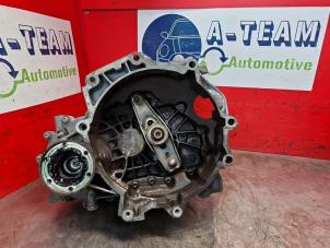 Gebruikte Versnellingsbak Volkswagen Fox (5Z) 1.4 16V Prijs € 149,99 Margeregeling aangeboden door A-Team Automotive