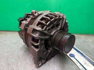 Gebruikte Alternator Mercedes A (W176) 1.6 A-180 16V Prijs € 49,99 Margeregeling aangeboden door A-team Automotive