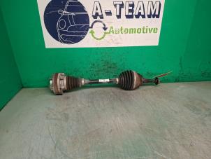 Gebruikte Aandrijfas links-voor Volkswagen Golf VII (AUA) 1.5 TSI Evo BMT 16V Prijs € 79,99 Margeregeling aangeboden door A-team Automotive