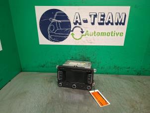 Gebruikte Navigatie Display Volkswagen Passat (3C2) 1.4 TSI 16V Prijs € 199,99 Margeregeling aangeboden door A-team Automotive