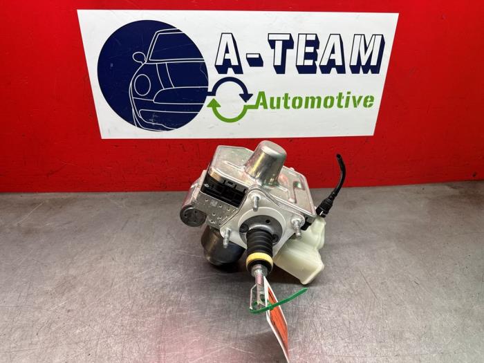 Gebruikte Rembol Ford Focus 4 ST 2.3 ST EcoBoost 16V Prijs € 499,99 Margeregeling aangeboden door A-Team Automotive