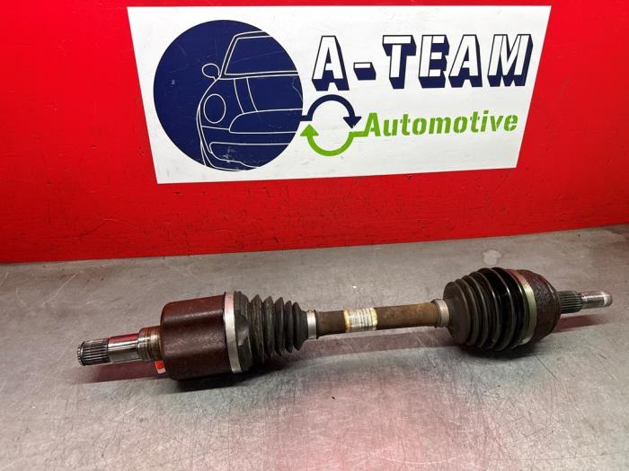 Gebruikte Aandrijfas links-voor Ford Focus 4 ST 2.3 ST EcoBoost 16V Prijs € 249,99 Margeregeling aangeboden door A-Team Automotive