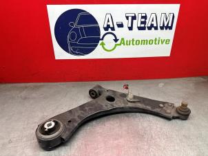 Gebruikte Draagarm rechts-voor Ford Focus 4 ST 2.3 ST EcoBoost 16V Prijs € 74,99 Margeregeling aangeboden door A-Team Automotive