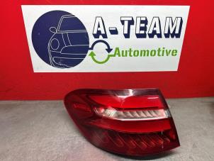 Gebruikte Achterlicht links Mercedes GLC AMG (X253) 3.0 43 AMG V6 Turbo 4-Matic Prijs € 174,99 Margeregeling aangeboden door A-Team Automotive