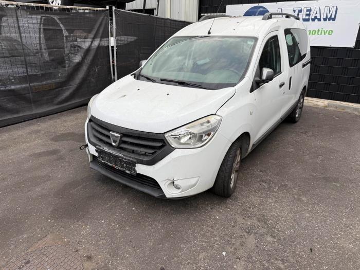 Radiateurfan van een Dacia Dokker (0S) 1.5 dCi 90 2015